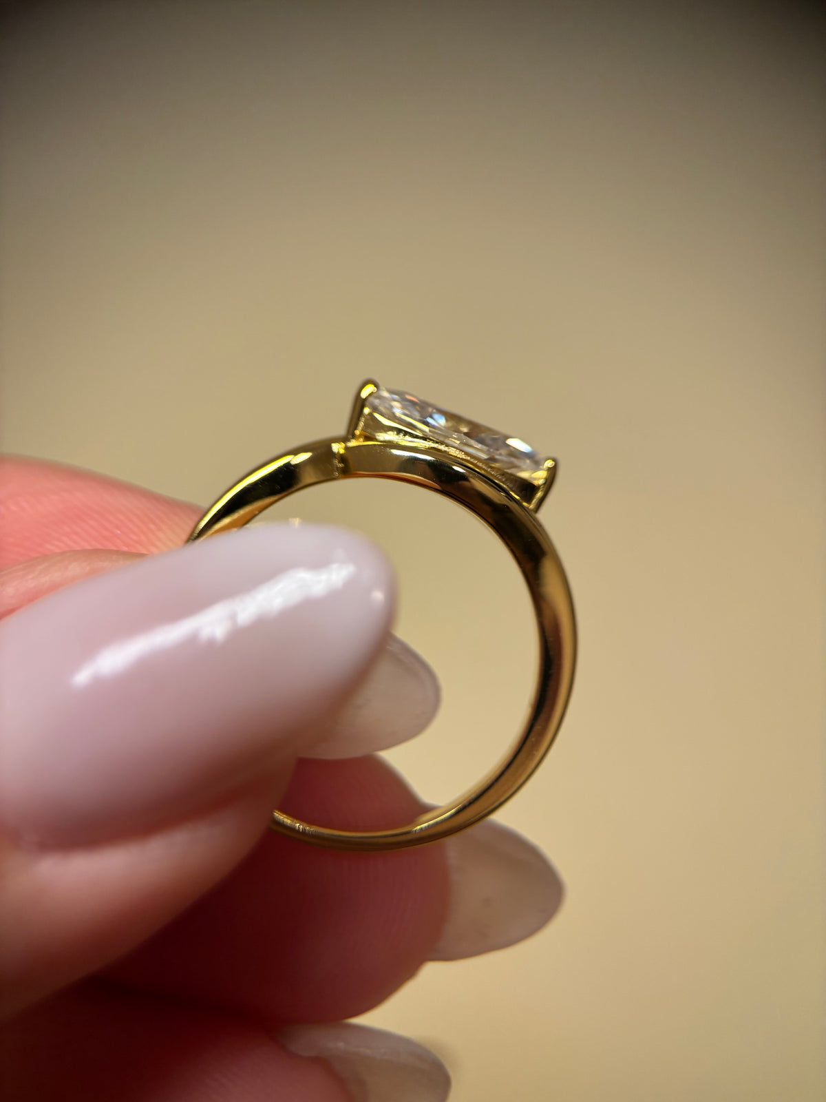 Daphne 1ct Marquise Moissanite Ring