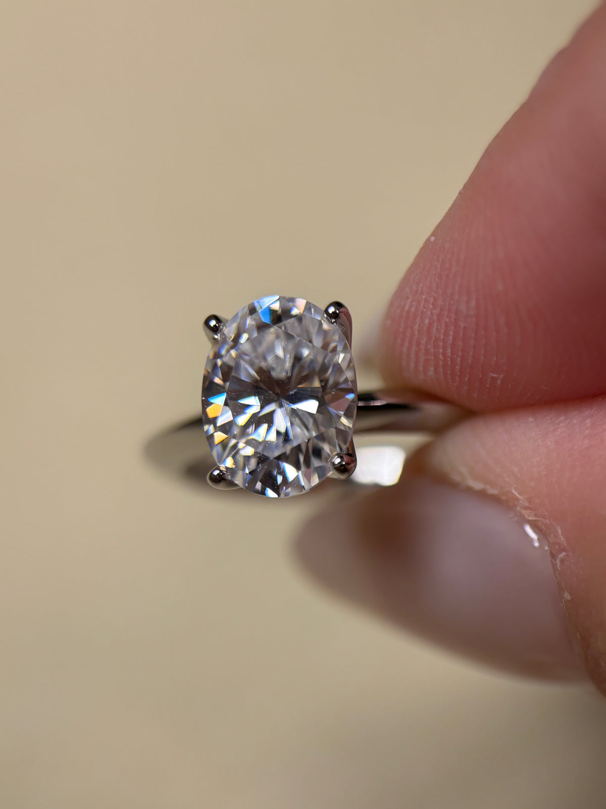 Juno 2ct Oval Moissanite Ring