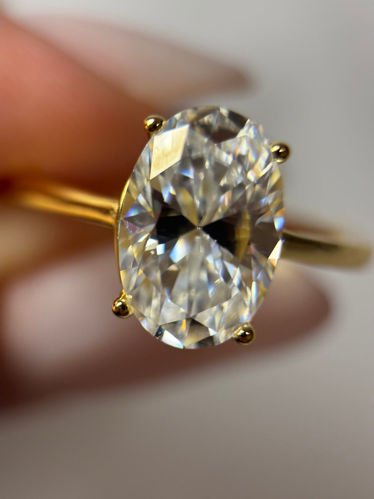 Léonie 4.5ct Oval Moissanite Ring