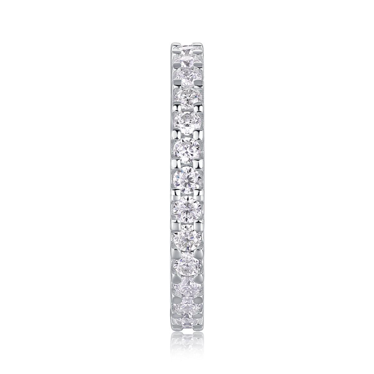 Detail view of Lucina moissanite stackable band setting